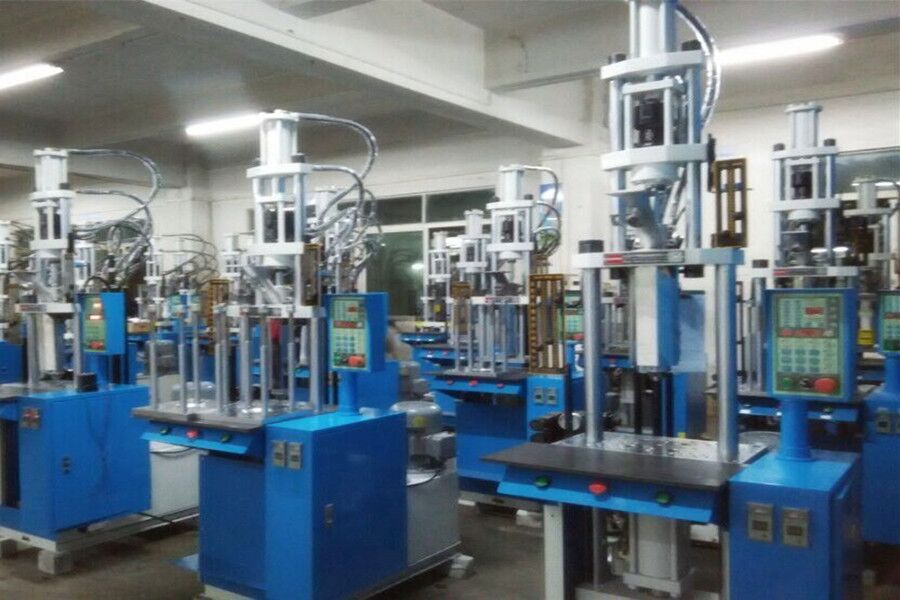 東莞注塑機(jī)廠(chǎng)家公司一角